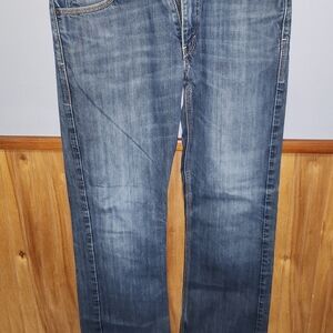 Levi's Men's Straight Fit Blue Jeans